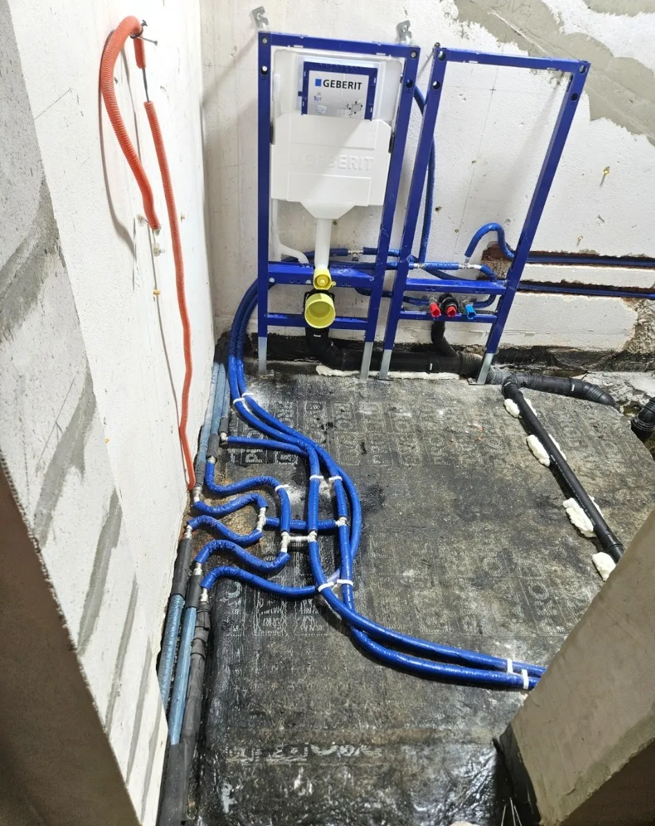 Vodovodne in sanitarne inštalacije s podometnim kotličkom